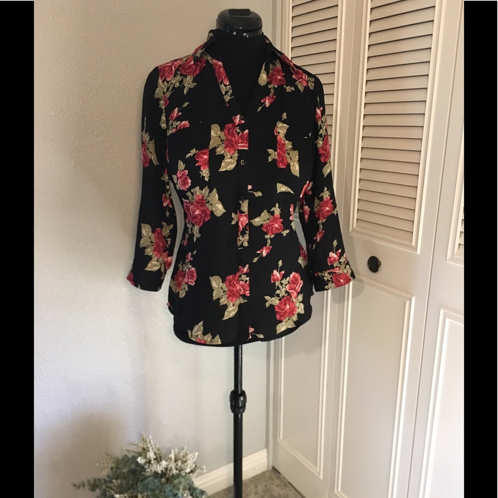 IZ Byer Roses 🌹Black Blouse